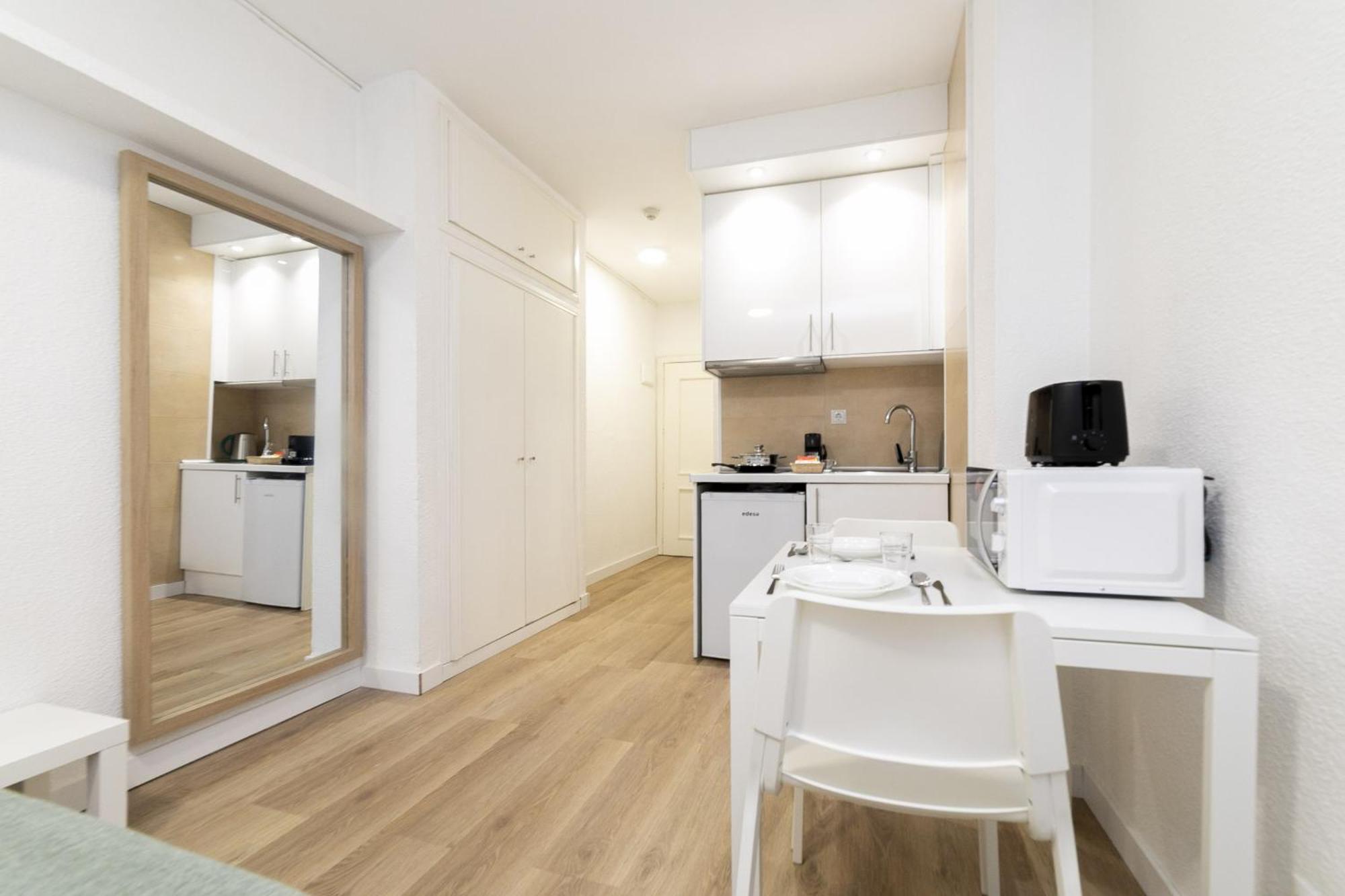 Luxury XV - Ferga Suites Madrid Kültér fotó